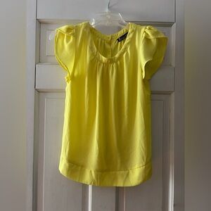 7th Ave. cheery yellow top